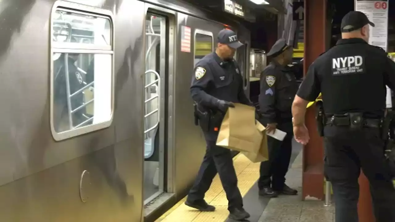 Man stabbed, suspect pepper-sprayed in subway dispute on Upper West Side