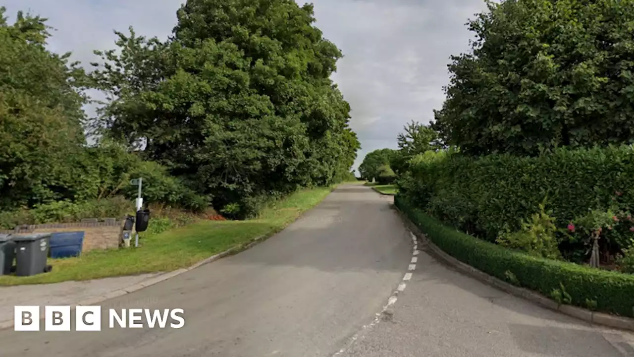 Rushcliffe: S﻿hotgun and stolen vehicles recovered by police