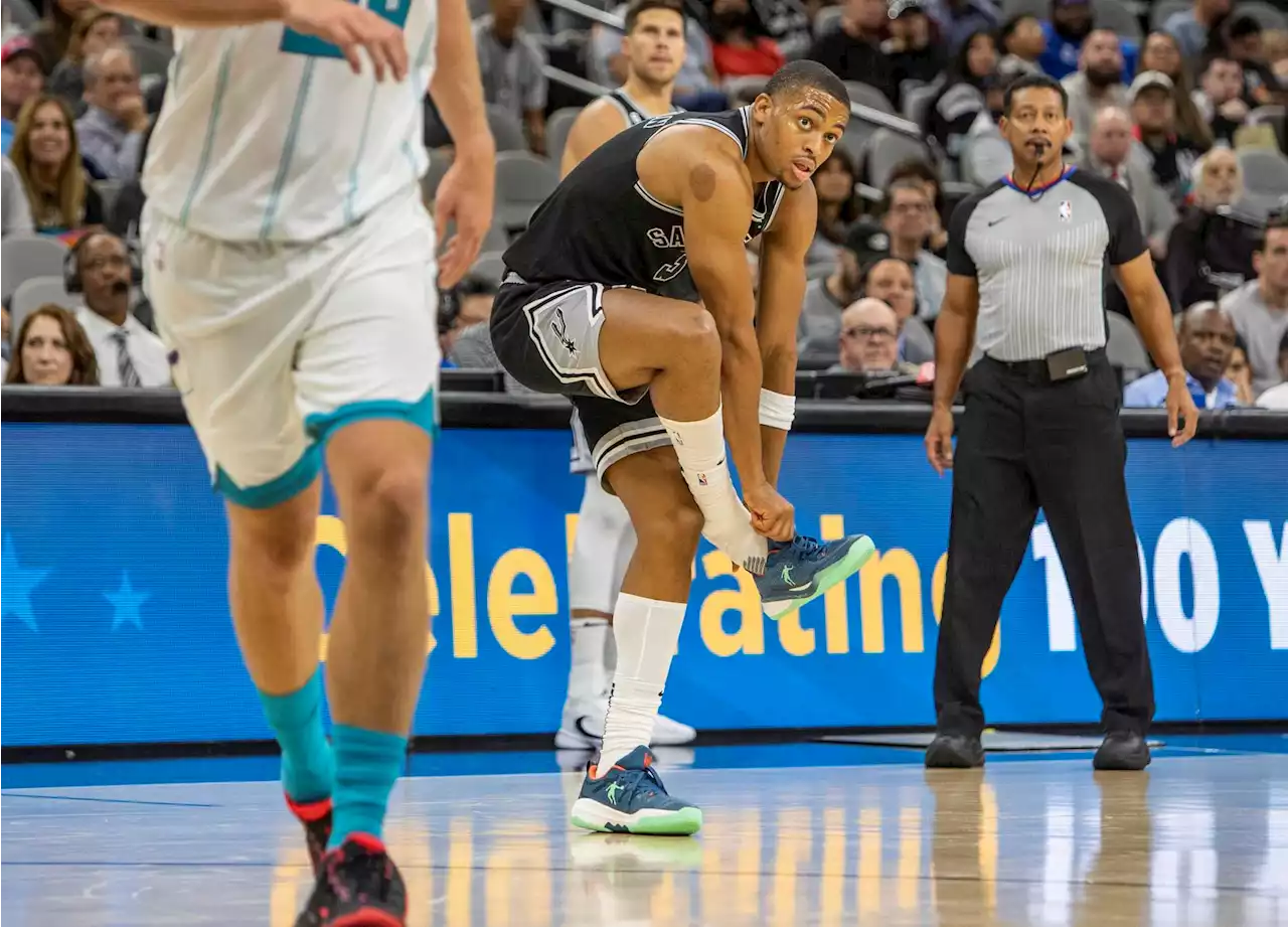 Keldon Johnson logs a double-double but Spurs drop season opener by 27