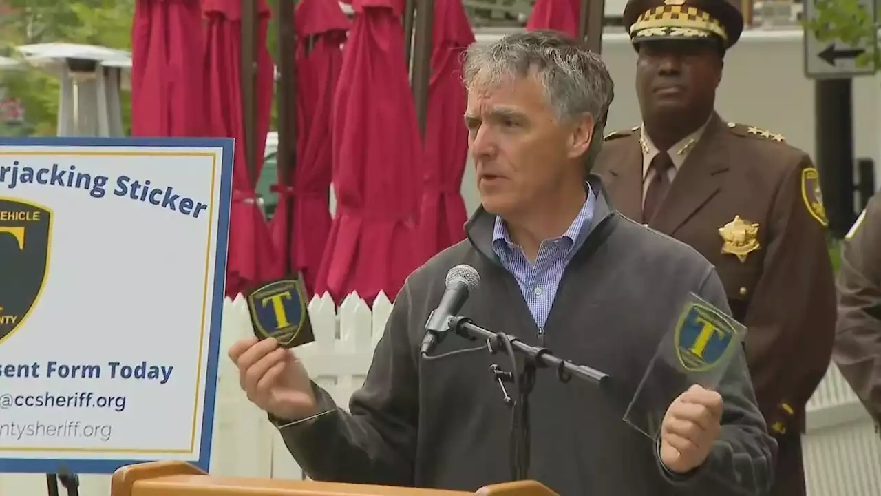 Cook County Sheriff Dart launches anti-carjacking initiative