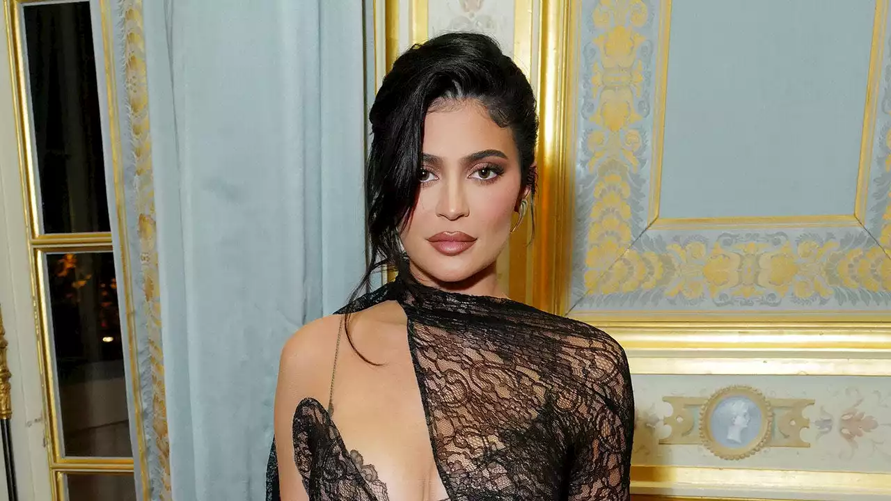 Kylie Jenner said she cried 'nonstop' with 'baby blues' for 3 weeks after birth of her son