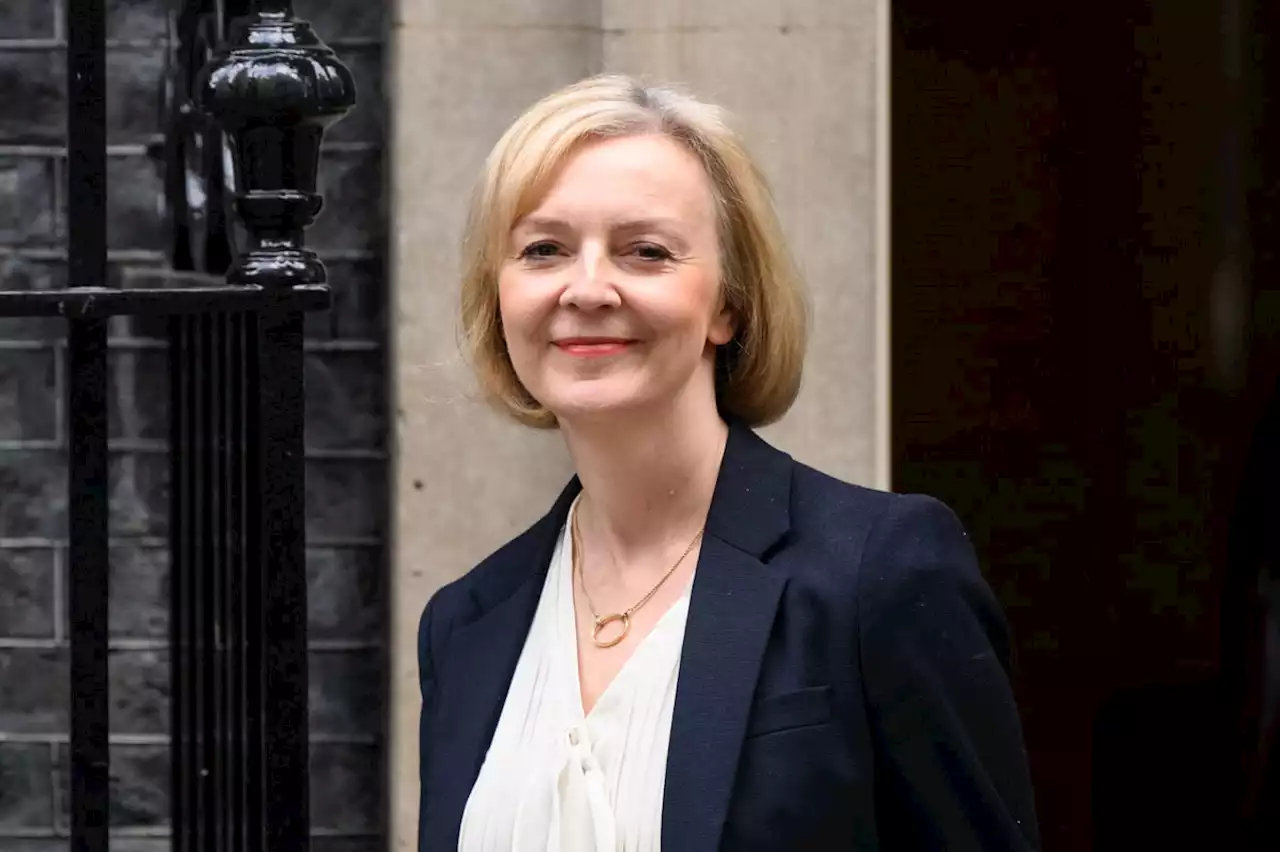 Liz Truss resigns as prime minister after 44 days: new PM will be announced next week