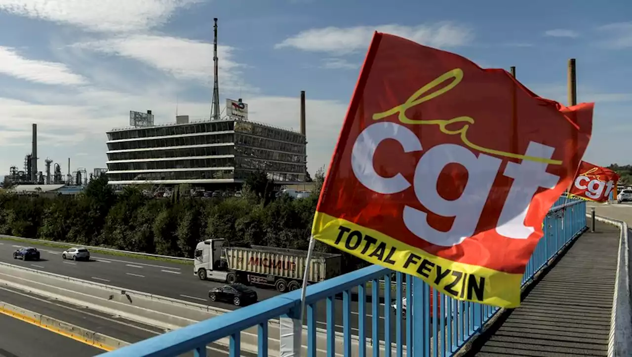 Pénurie de carburants : chez TotalEnergies, la grève se poursuit dans deux raffineries seulement