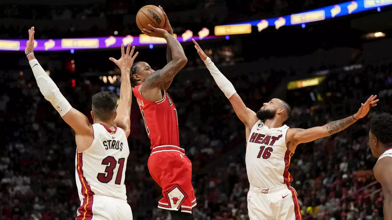 Bulls' DeMar DeRozan Leads Impressive Win Vs. Heat in Season Opener