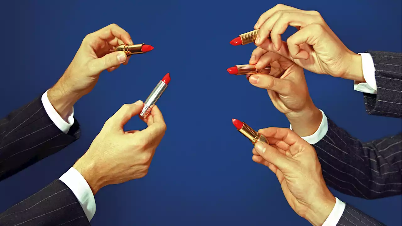 Art and advertising collide in 'Objects of Desire'