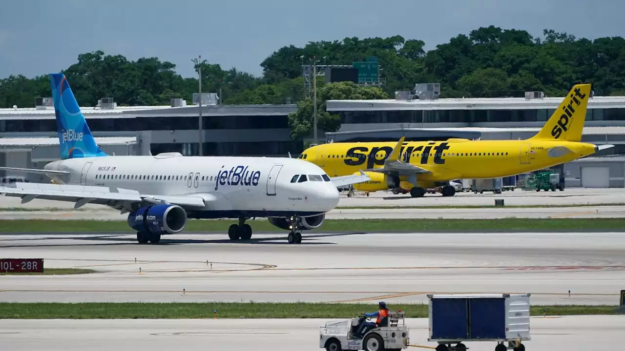 Spirit Airlines shareholders approve $3.8B sale to JetBlue