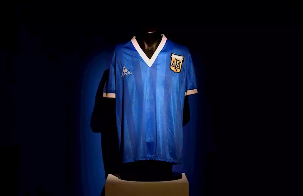 Soccer-Maradona's 1986 World Cup final shirt returns to Argentina