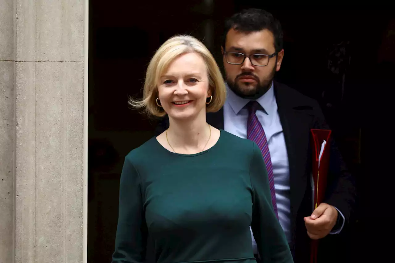 Liz Truss suspends close political adviser over toxic briefing claims