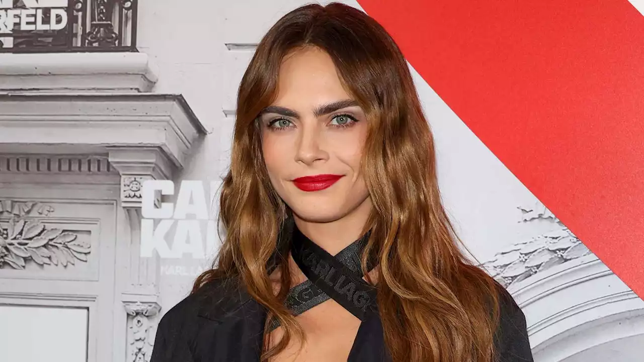 Cara Delevingne Recalls Experience at Masturbation Seminar, Porn Library