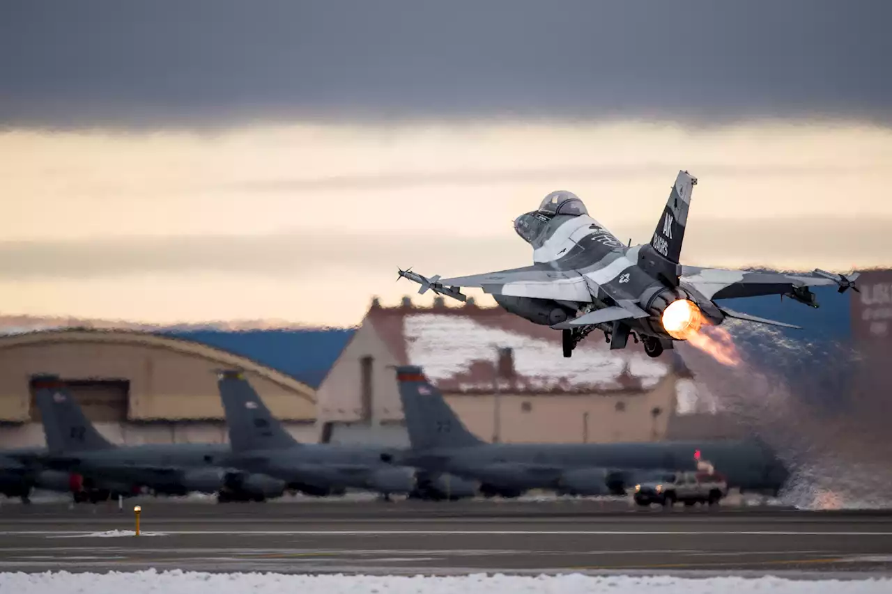 Eielson-based F-16s intercept 2 Russian bombers near Alaska