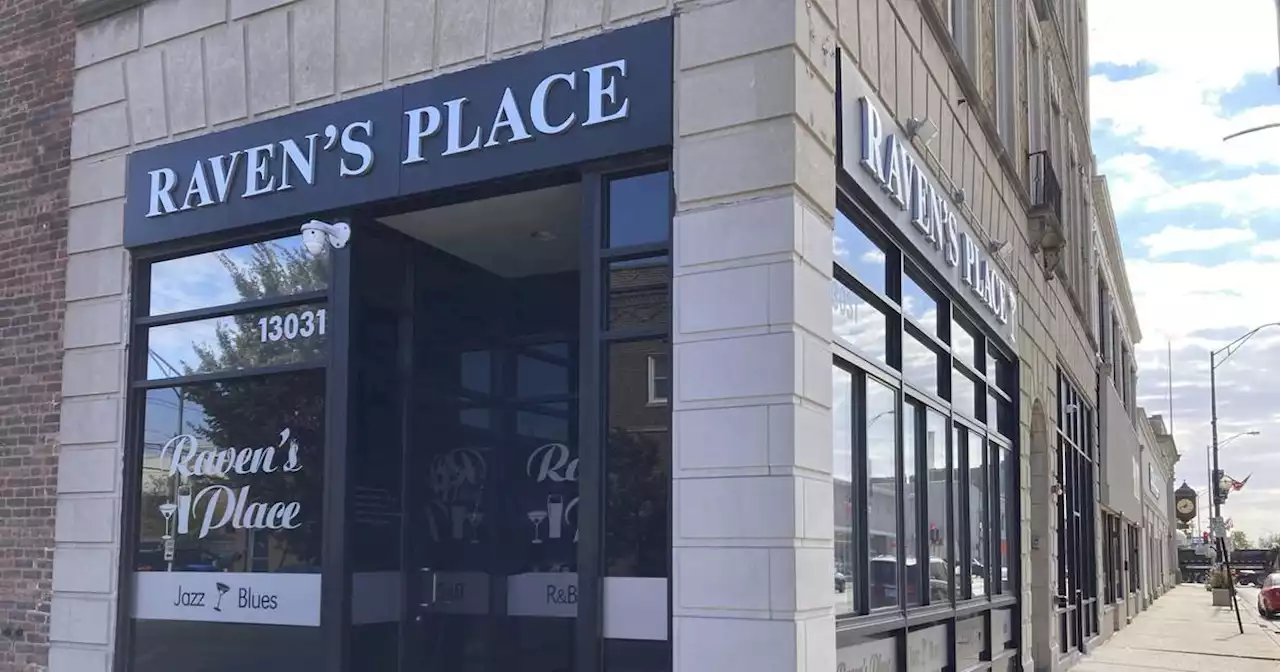 Raven’s Place and The Vault stripped of liquor licenses in Blue Island