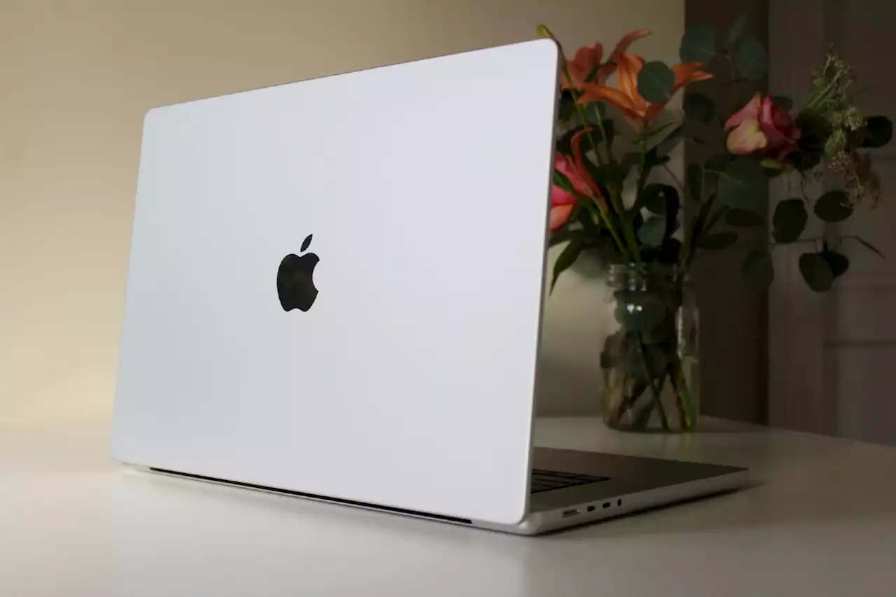 Apple launches unprecedented price cuts to MacBook Pros | Digital Trends