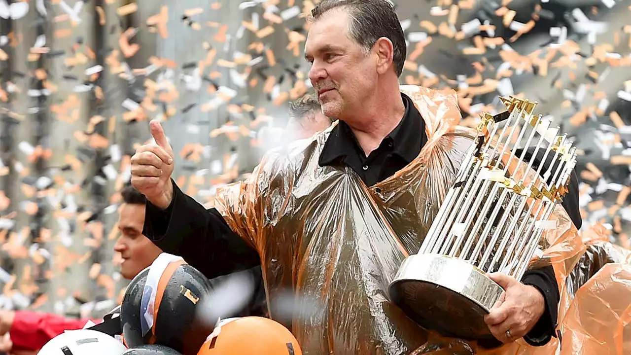 Texas Rangers name 3-time World Series champ Bruce Bochy as new manager