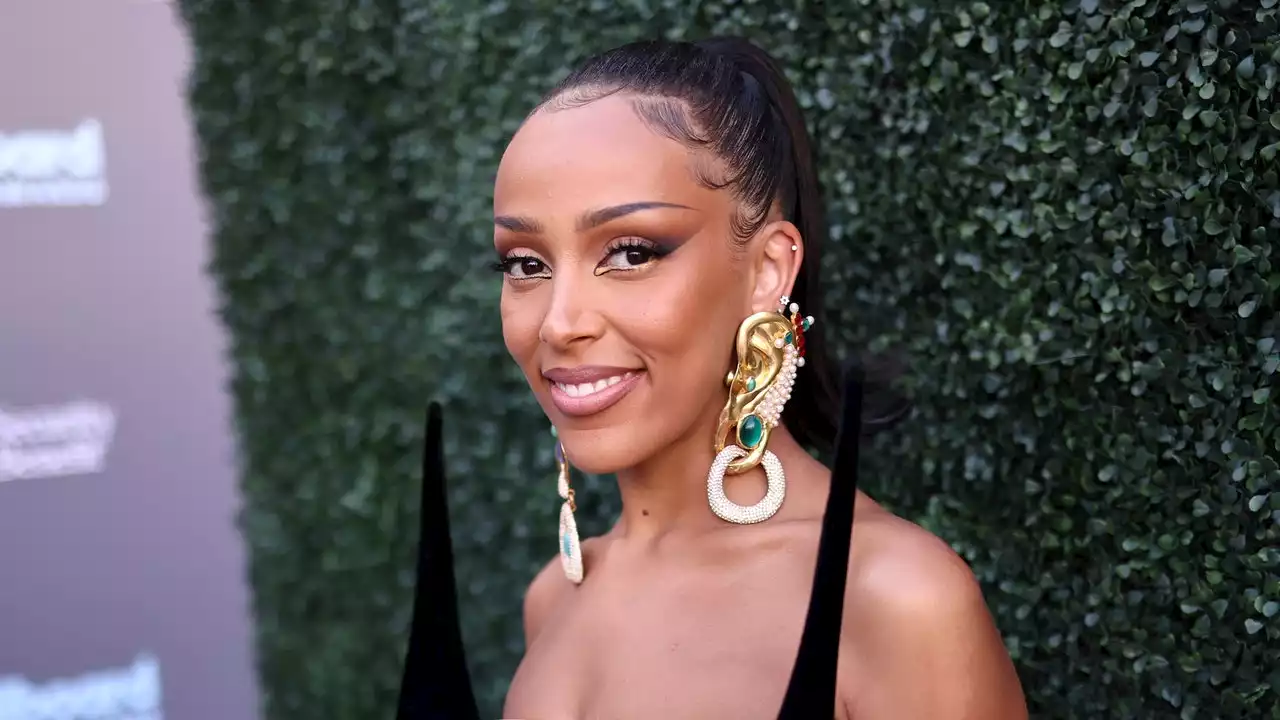 Of course, Doja Cat makes baby bangs look normal