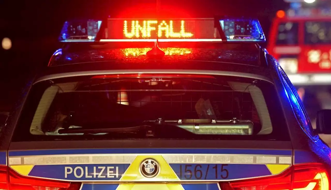 Schwerer Unfall bei Essenbach: Jugendlicher (15) bei Kollision auf B15 schwer verletzt - idowa