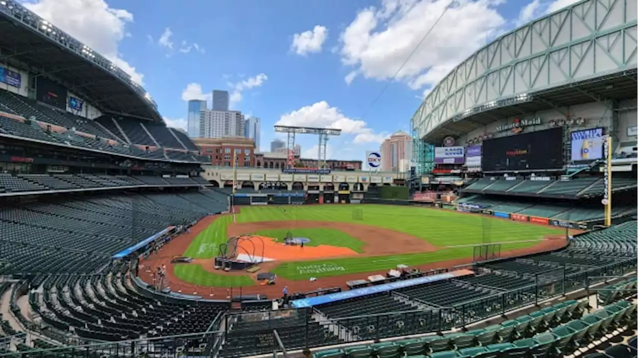 ‘The roof being open kind of killed us’: Yankees manager Aaron Boone blames Minute Maid Park’s open roof for team’s loss during Game 2 of ALCS