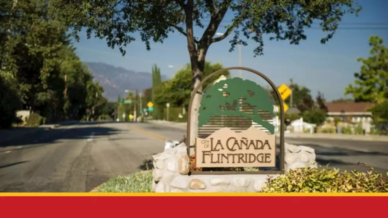 La Cañada Flintridge City Manager Mark Alexander set to retire after a really long time serving