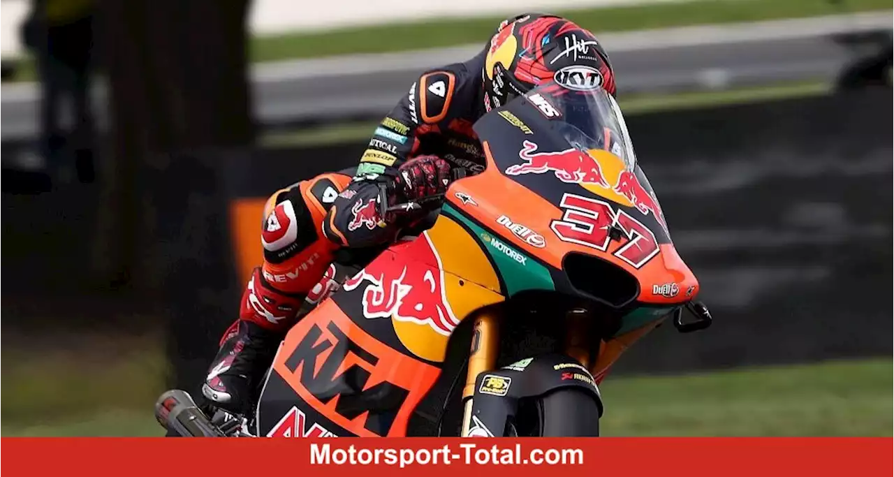 Moto2 FT1 Sepang: Augusto Fernandez trotz Sturz klar vorn