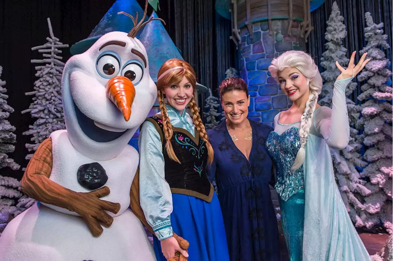 Idina Menzel Shares The Funniest Story About Meeting Elsa at Disney World