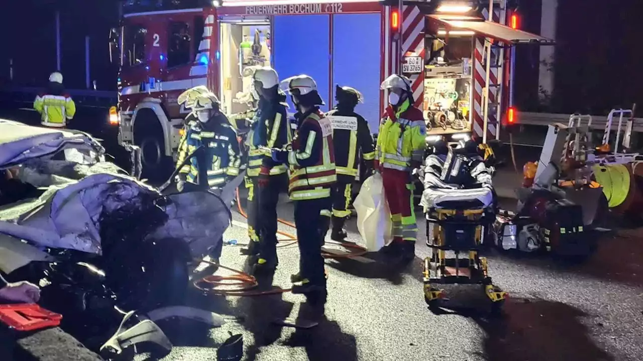 A40 gesperrt: Falschfahrerin verursacht tödlichen Unfall in Bochum