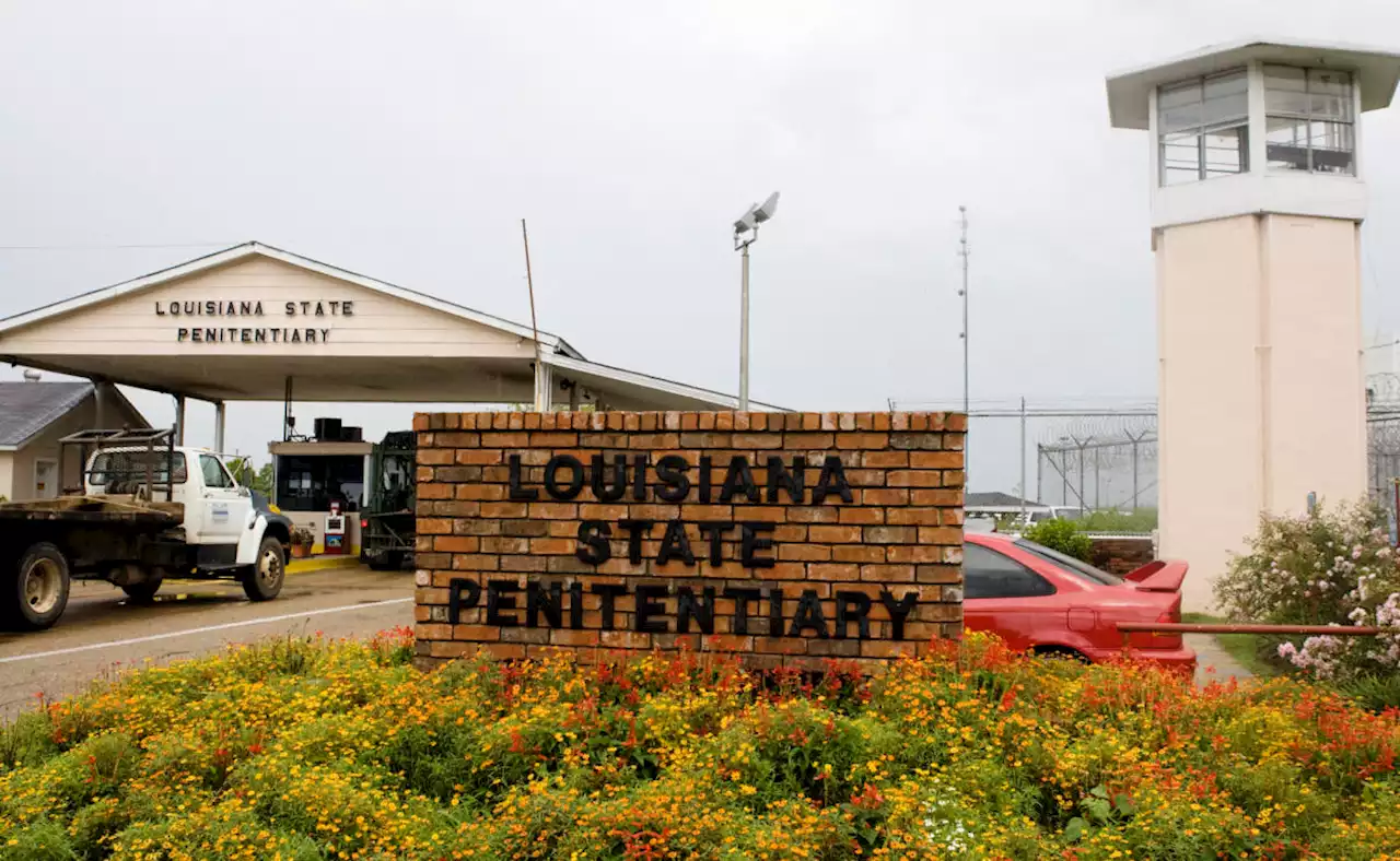 Shuffle of juvenile prisoners lands 8 at adult penitentiary