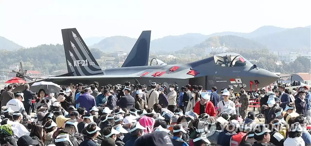 공군, 극초음속 공대지미사일 확보추진…조종수당 6년만에 인상 | 연합뉴스