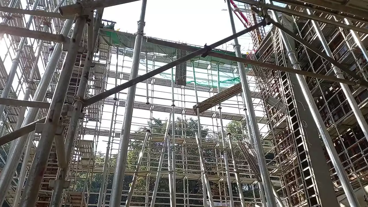 경기 안성 물류창고 공사현장에서 추락 사고...2명 사망·3명 부상