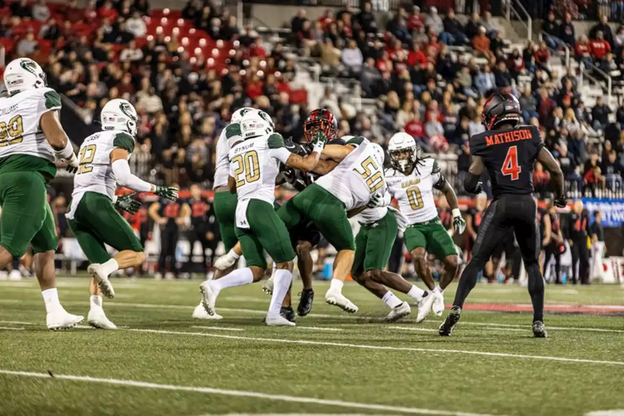 ‘This one hurt’: UAB’s turnover woes continue in 20-17 loss at Western Kentucky