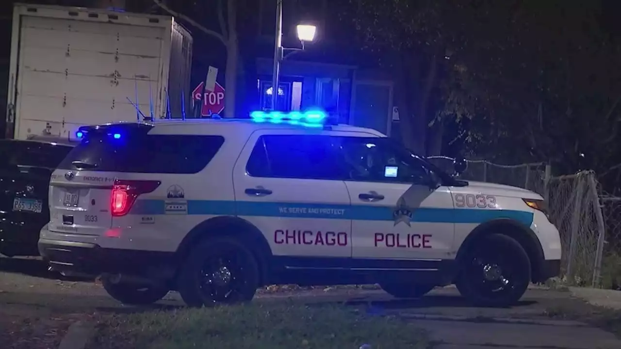 3 police officers hospitalized after traffic stop gone wrong on North Side