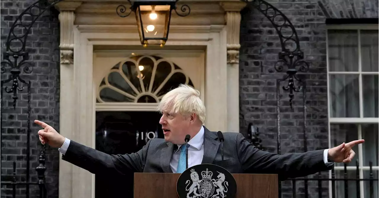 Boris Johnson flies back to Britain to attempt rapid comeback