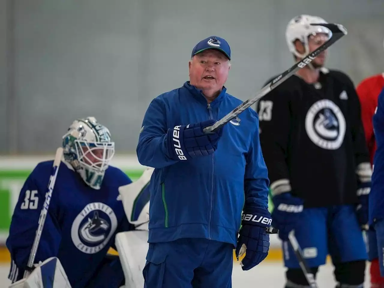 Canucks: Bruce Boudreau's belief in positive thinking put to test in home opener