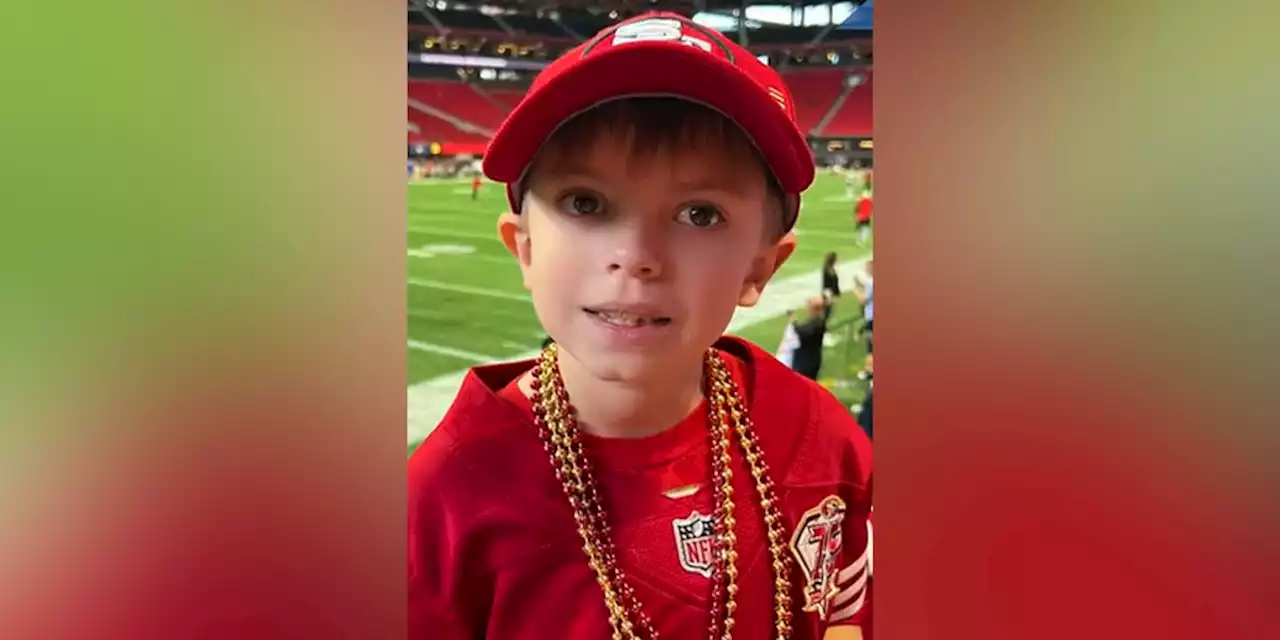 Boy awaiting kidney transplant takes special football trip, receives gift from Jimmy Garappolo