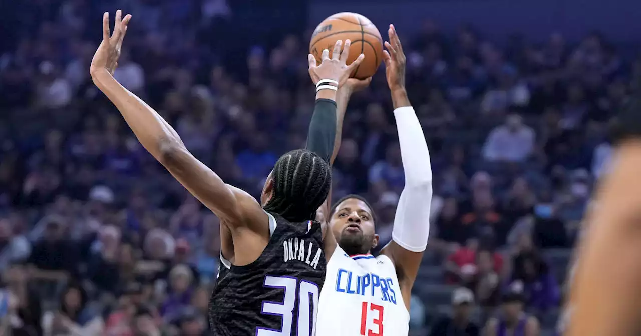 George scores 40 as Clippers beat Kings 111-109