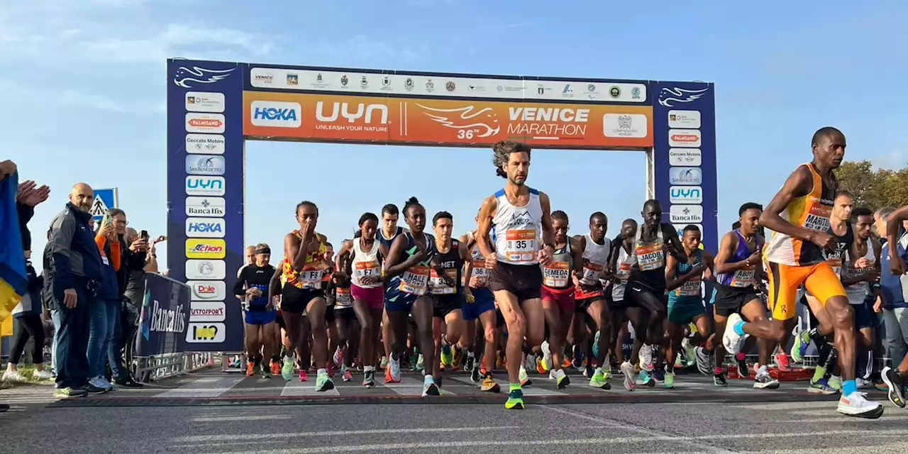 E' partita la 36^ UYN Venicemarathon, ecco dove vederla