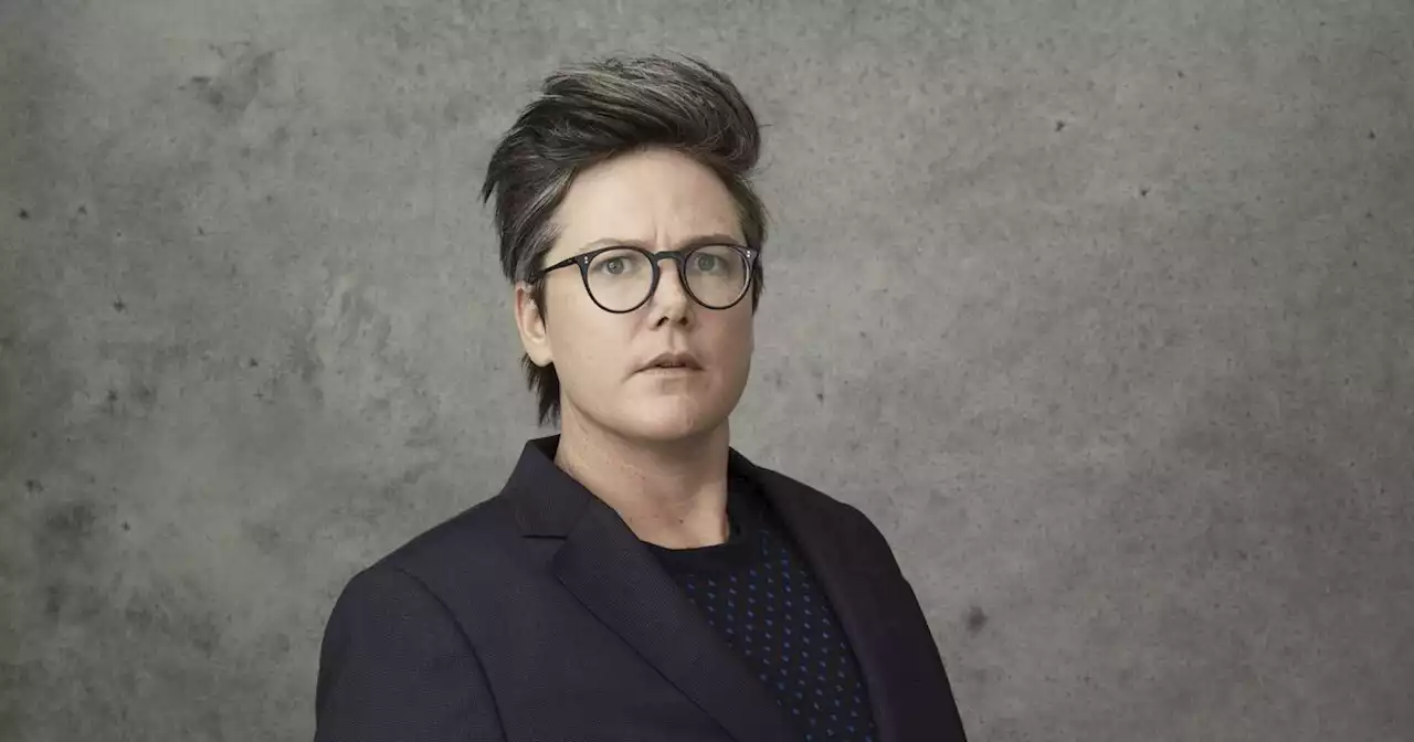 Hannah Gadsby : «C’est très difficile de faire rire avec des histoires de bonheur»