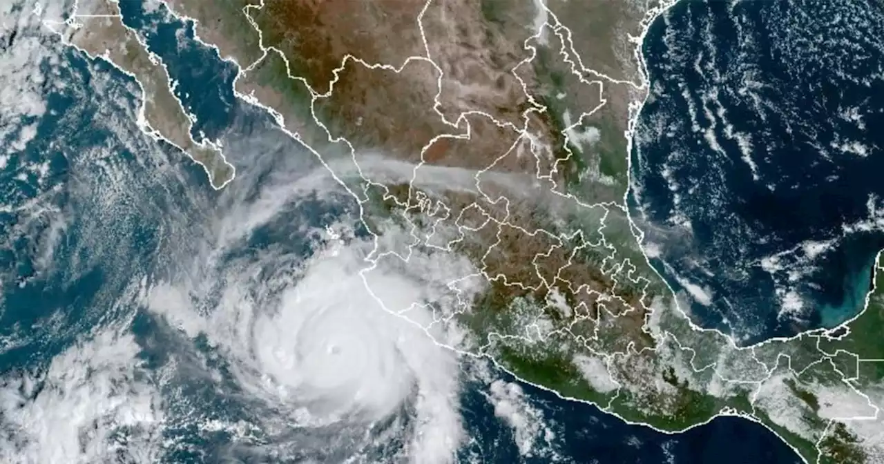 Hurricane Roslyn makes landfall in Mexico, weakens to Category 3 storm