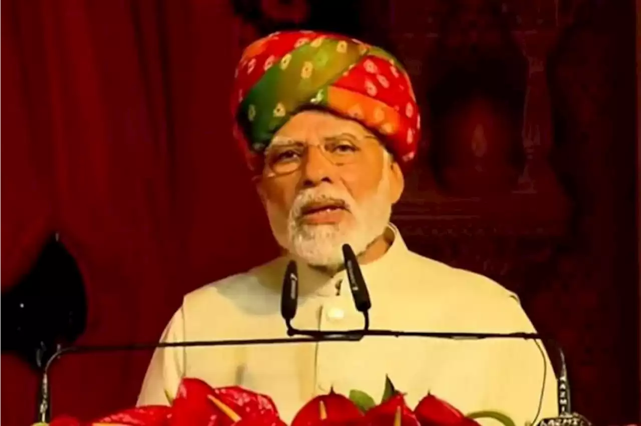 India’s Modi spends Diwali eve at contentious temple ahead of elections