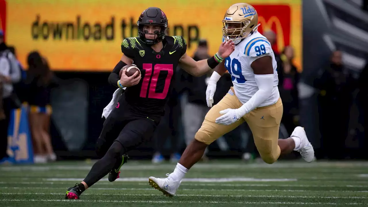 Week 8 college football winners and losers: Oregon thrives in defeat of UCLA, Miami flops again