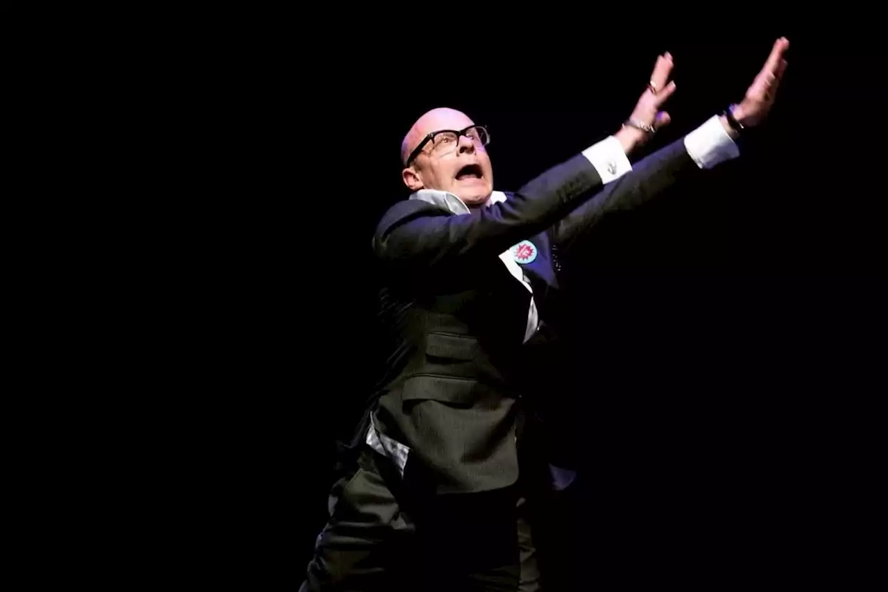 Harry Hill gave up being a doctor to do standup and now he's heading to Yorkshire