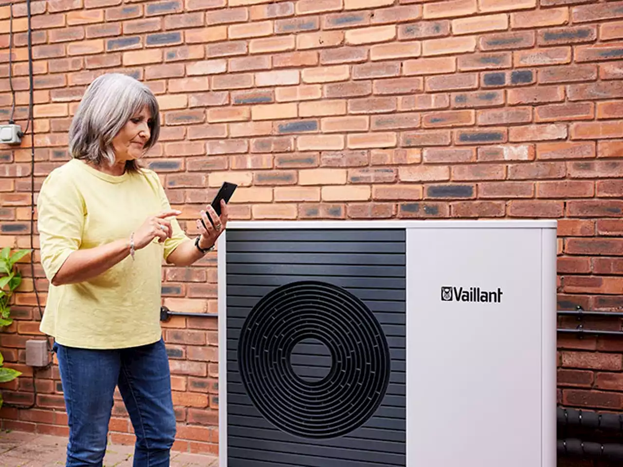 Heat Pumps Get A Boost In UK & Newfoundland