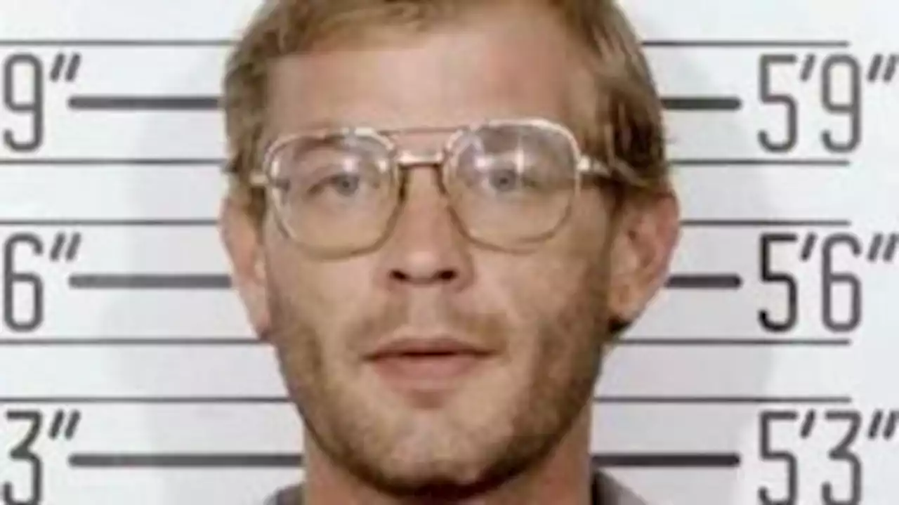 Jeffrey Dahmer : son père, très nerveux, envisage de prendre une lourde décision