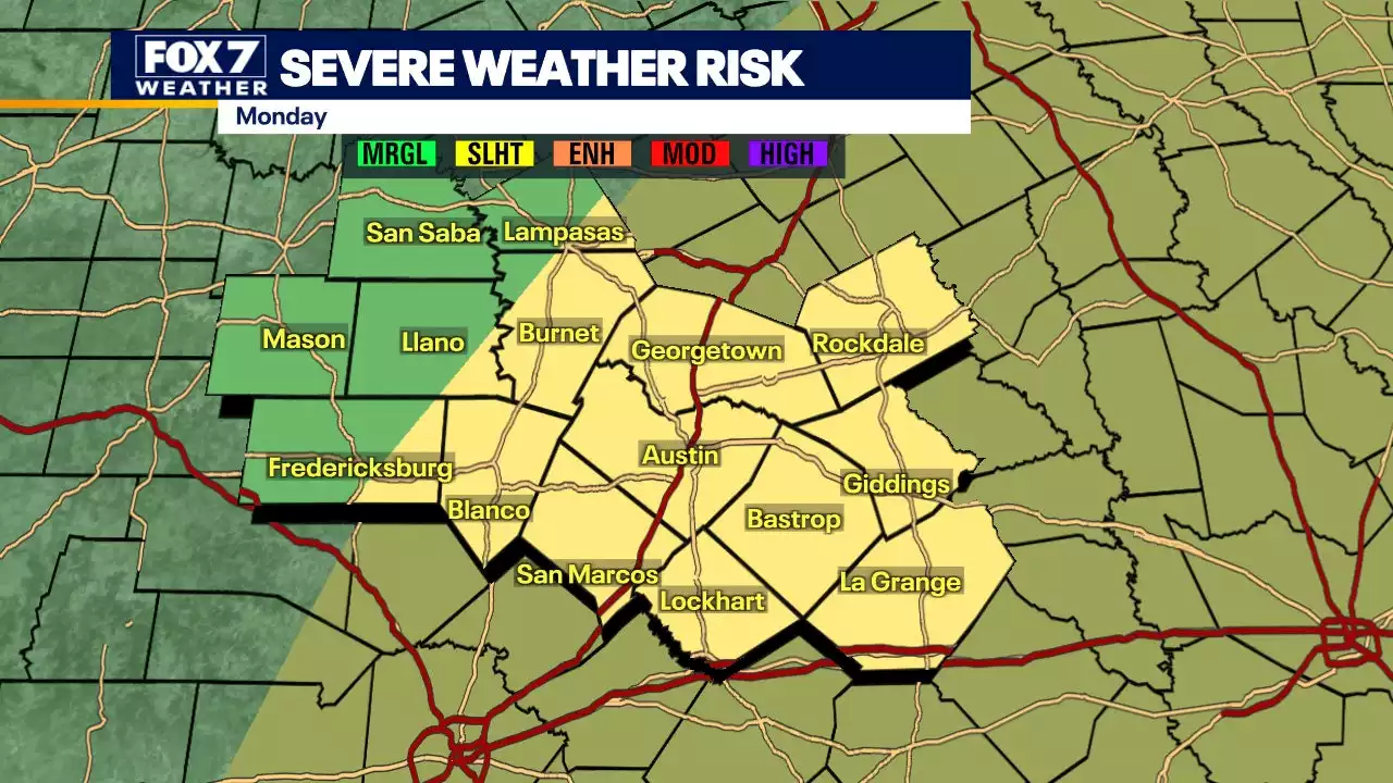 Severe storm risk with main threats strong winds, small hail