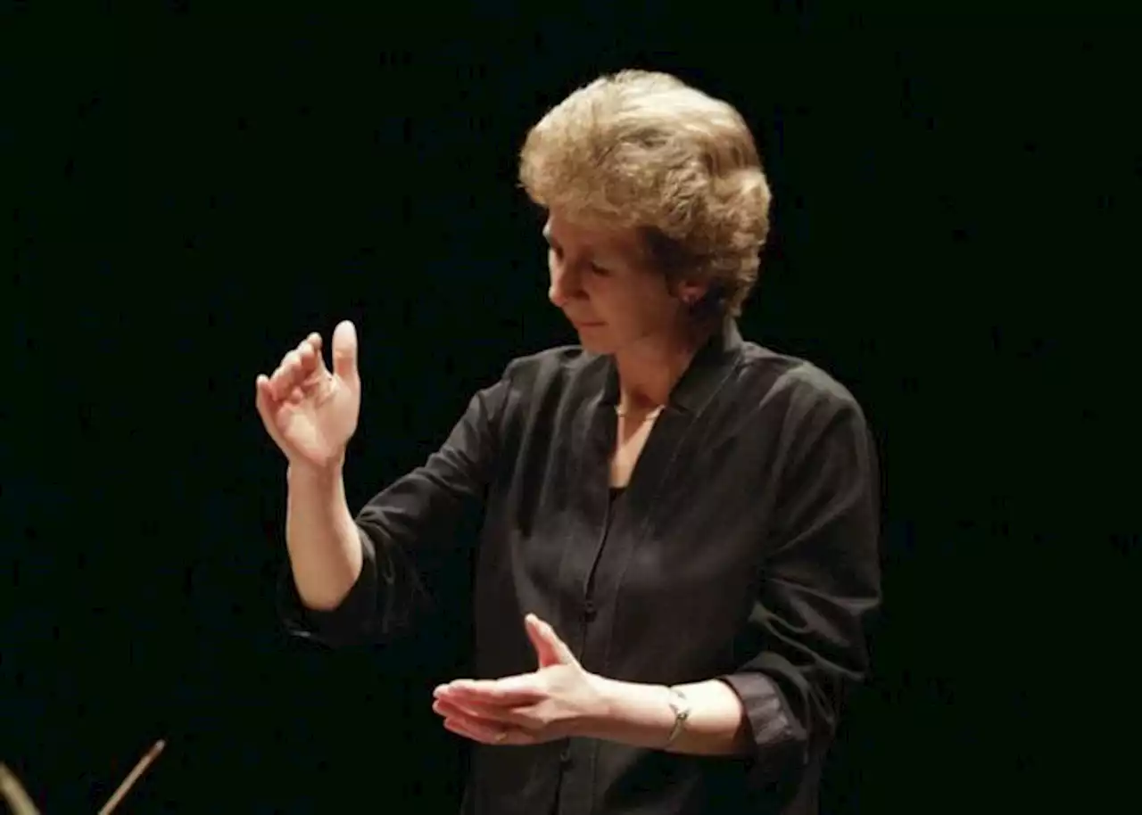 Jane Glover returns to Houston Symphony to conduct All Mozart program