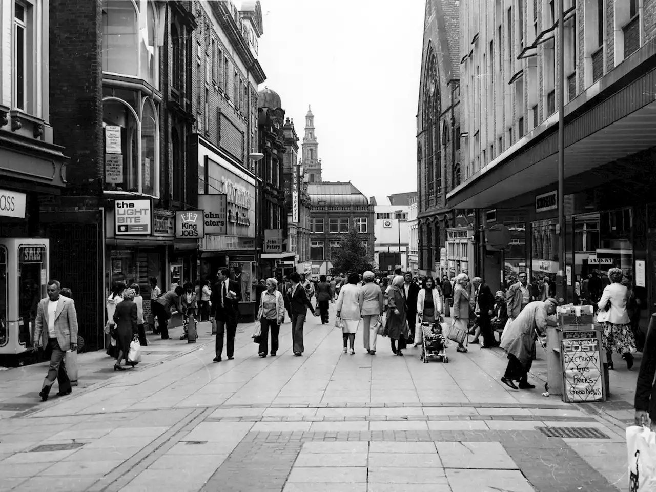 Fantastic photos of Leeds city centre during the 1970s