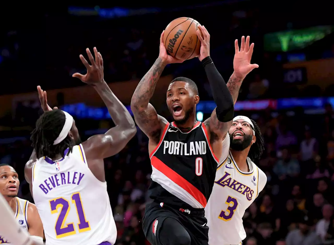 Lakers Lose Again as Blazers Rally Late 106-104