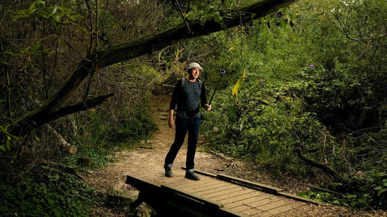 Kevin Nealon Is Hiking and Laughing and Drawing