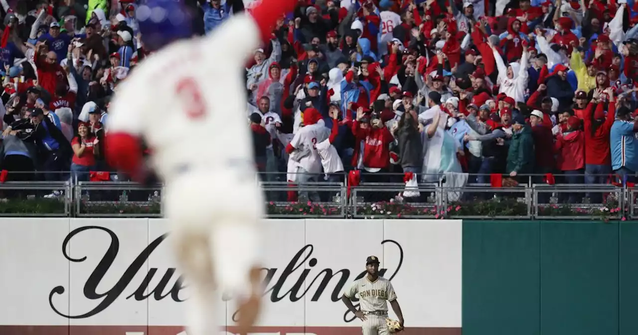 Harper's dramatic homer saves Phillies manager Thomson from second guessers