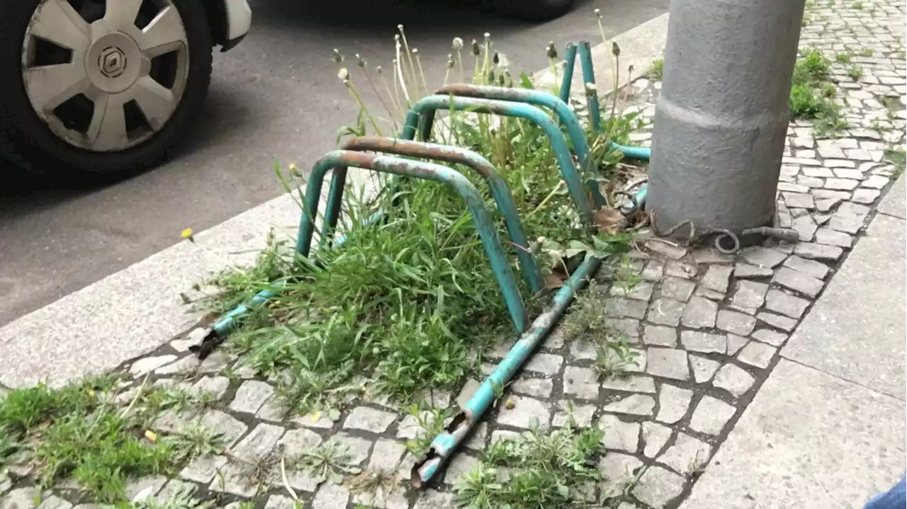 Auf Bügeln und Brechen: Immer noch zu wenig gute Fahrradstellplätze in Berlin