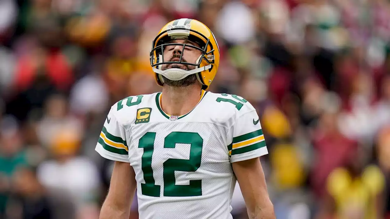 Aaron Rodgers, Packers listless in alarming loss to Taylor Heinicke-led Commanders