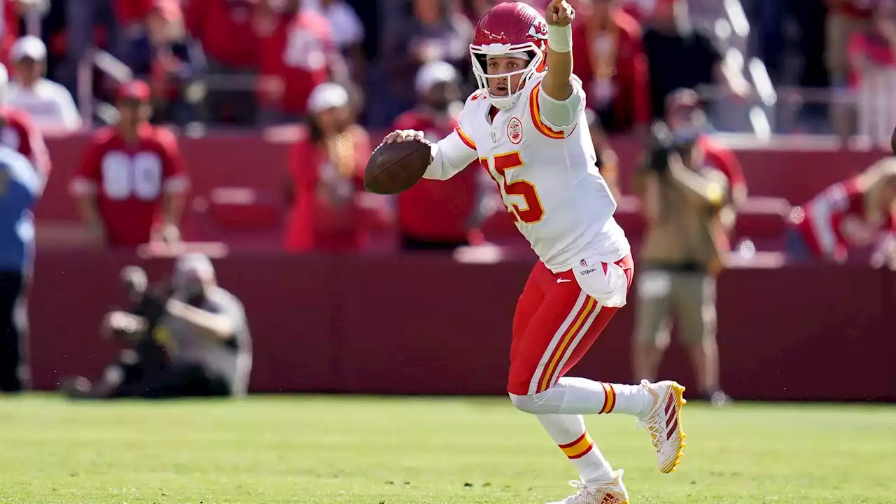 Patrick Mahomes and Chiefs torch 49ers defense, improve to 5-2 with impressive win